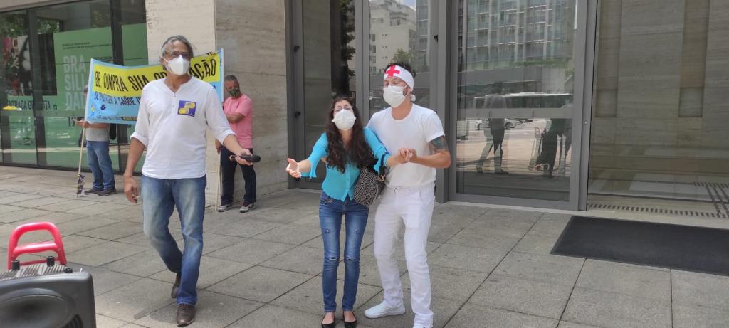 Bancários do Banco do Brasil protestam pela implementação do home office e por protocolos de segurança sanitária contra covid-19
