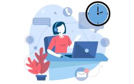 Imagem em desenho composta de uma mulher sentada em frente a um laptop e com um headset, ao lado de um relógio de parede