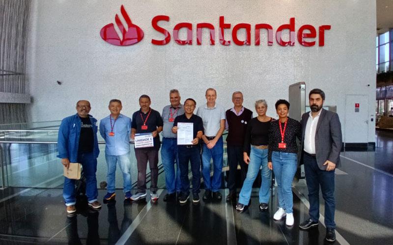 Sindicato dos Bancários de Cascavel - Banco Santander divulga vagas de  emprego para todo o país!