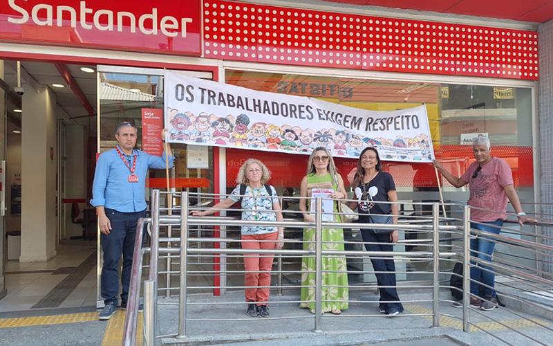 Sindicato dos Bancários de Cascavel - Banco Santander divulga vagas de  emprego para todo o país!