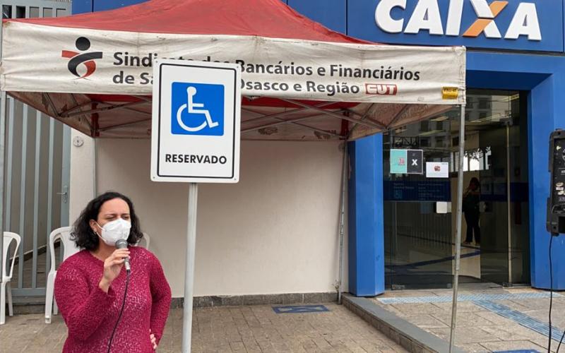 Foto: Seeb/SP Ato na agência Catedral, em Osasco.