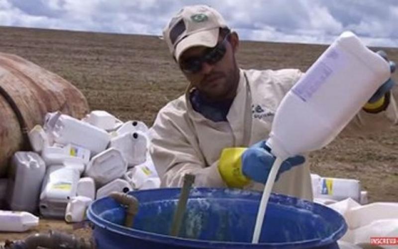 Substâncias liberadas preocupam ainda pelo alto teor de toxicidade e perigo à saúde humana e ao meio ambiente Foto: TVT/Reprodução