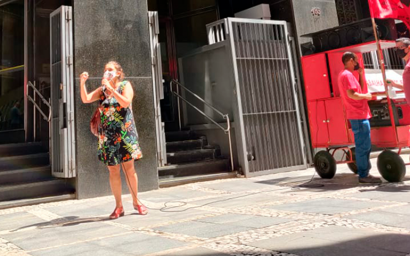 Sindicato dos Bancários faz manifestação em frente ao BB da São Bento. Entidade protesta em outras diversas regiões de São Paulo e em Osasco Foto: Seeb-SP