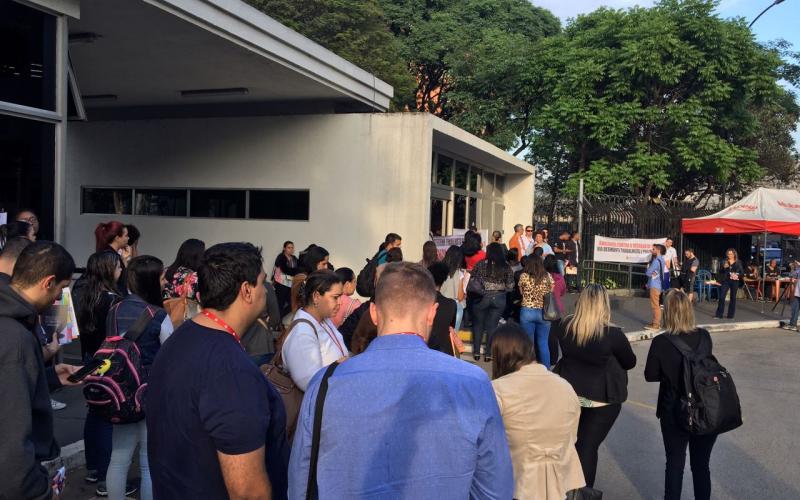 Vila Santander amanheceu parado na sexta-feira 10, assim como dezenas de unidades de trabalho bancário, contra retirada de direitos Foto: Seeb-SP