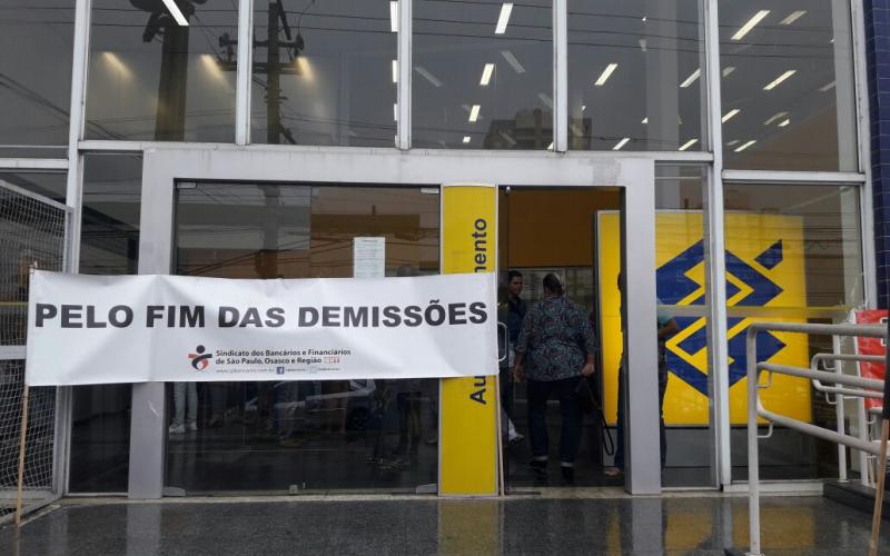 Protesto do Sindicato contra redução dos postos de trabalho no Banco do Brasil Foto: Seeb-SP