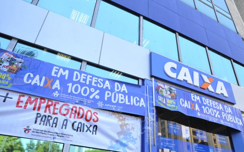 Protesto dos trabalhadores em defesa da Caixa Foto: Mauricio Morais