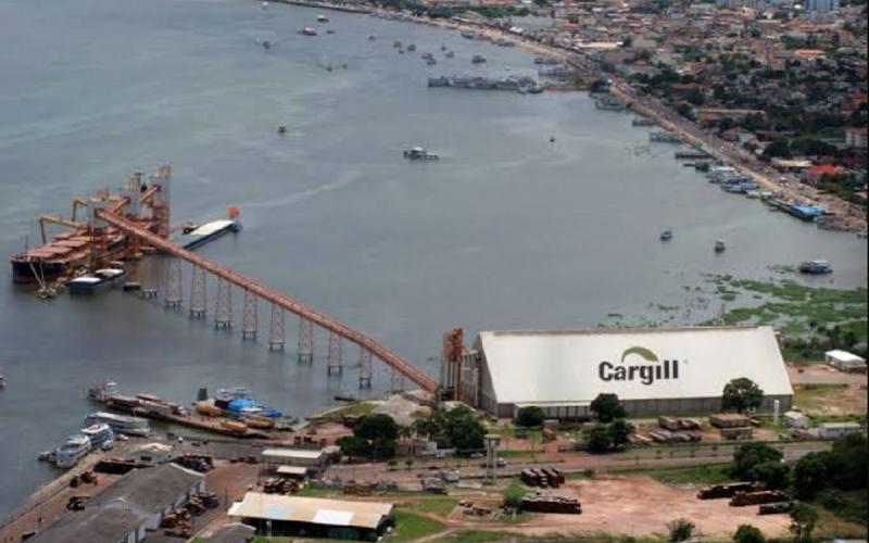 Terminal da Cargill em Santarém escoa produção de soja com origem em território amazônico. Empresa deverá perder um de seus principais clientes, a Nestlé ARQUIVO/GREENPEACE