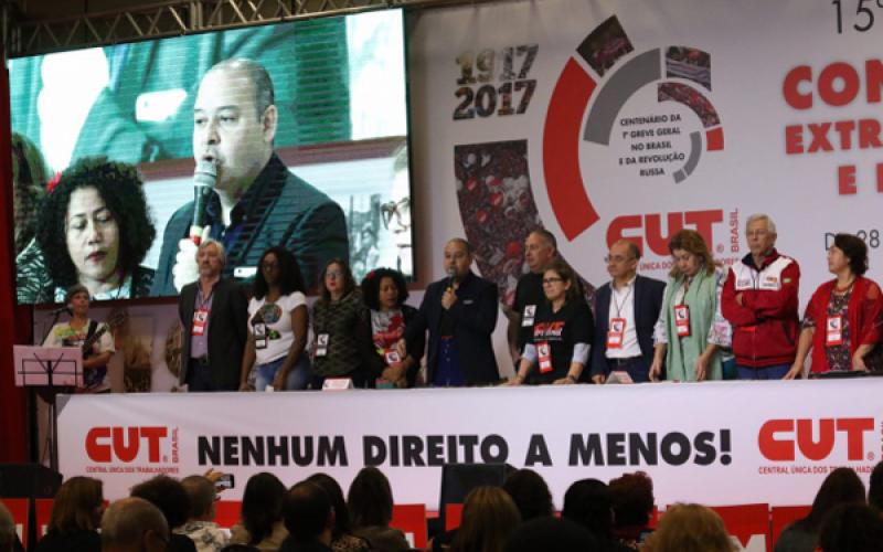 Vagner fecha congresso com Carmen Foro, Sergio Nobre e Maria Faria Foto: Roberto Parizotti / CUT