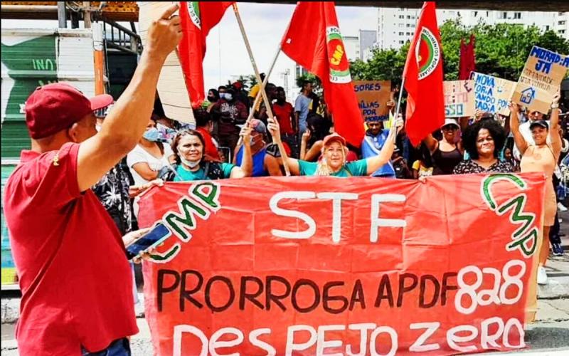 Raimundo Bonfim/CMP/Arquivo pessoal Movimentos socias se mobilizaram para cobrar garantias de que famílias não sejam despejadas na pandemia. Luta sem fim pelo direito à moradia digna