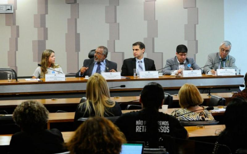 Fotos: Geraldo Magela/Agência Senado
