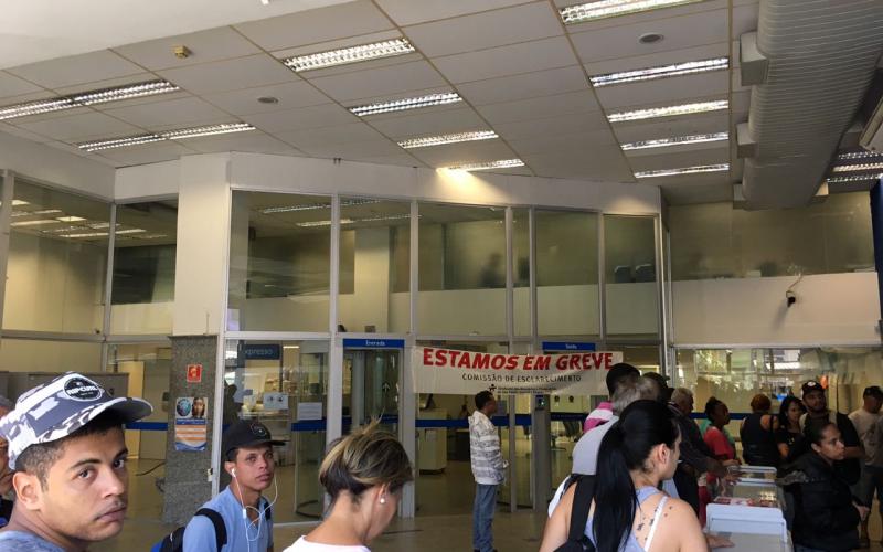 Empregados da Caixa não se intimidaram com retaliações e cruzaram os braços na greve geral do dia 30 Foto: Seeb-SP