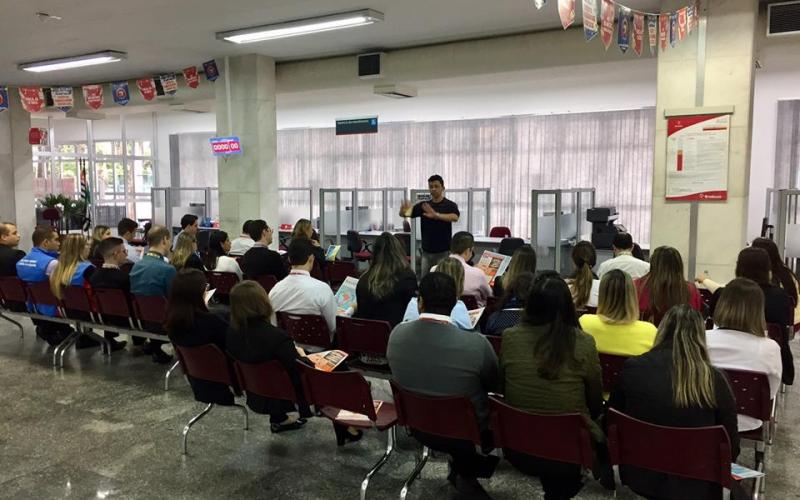 Reunião em agência do ABC aborda a participação da categoria na greve Foto: Sindicato do ABC