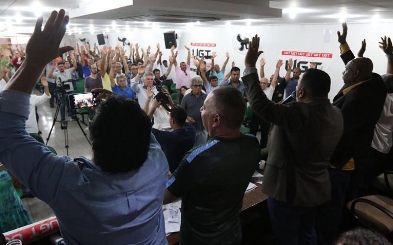 Paralisação na terça da semana que vem foi aprovada em caso de haver votação da proposta de "reforma" da Previdência Foto: Roberto Parizotti/CUT