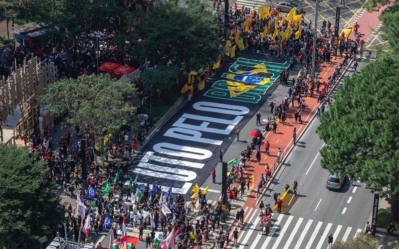 Grito dos Excluídos se somou aos protestos convocados por entidades estudantis contra os cortes na educação e em defesa da Amazônia Foto: UNE/REPROPDUÇÃO
