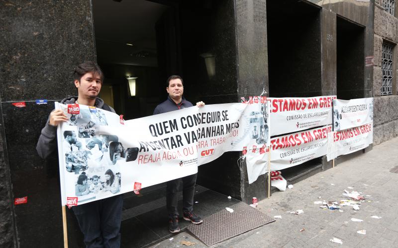 João Fukunaga: "se o banco não respeitar o direito dos trabalhadores, poderemos ingressar com ações judiciais Foto: Danilo Ramos