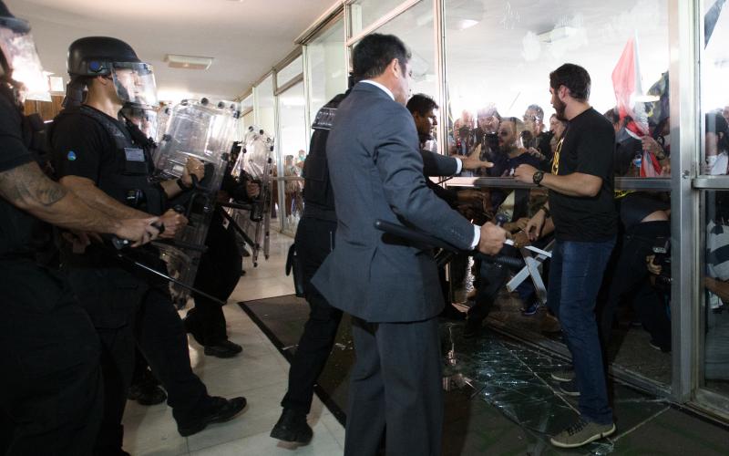 Revolta contra as reformas propostas por Michel Temer é geral Foto: Lula Marques / AGPT