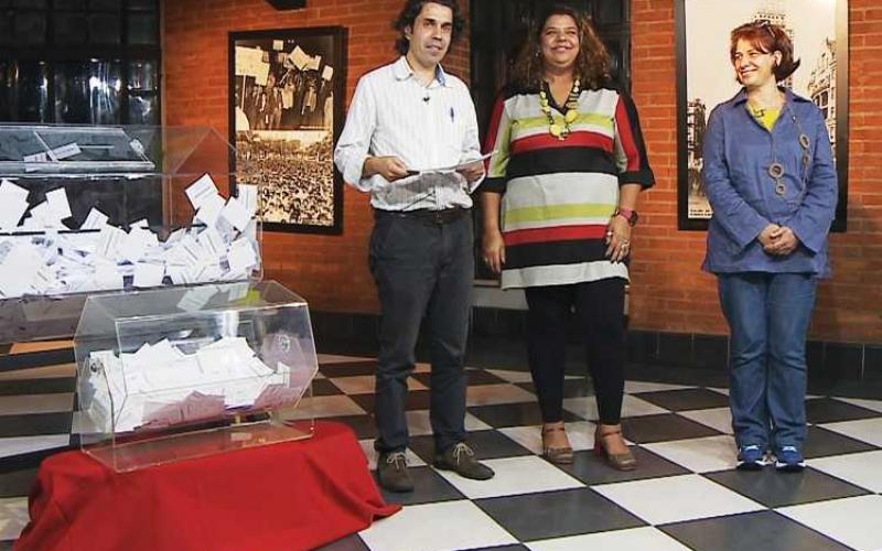 Dirigentes sindicais durante o sorteio de prêmios realizado no MB com a Presidenta Foto: Reprodução TBV