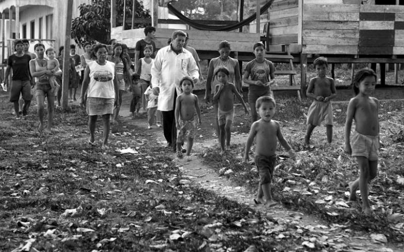 Milhões de brasileiros sofrem com a desassistência diante do fim de programas como o Saúde da Família, o Farmácia Popular e o Mais Médicos © ARAQUÉM ALCÂNTARA