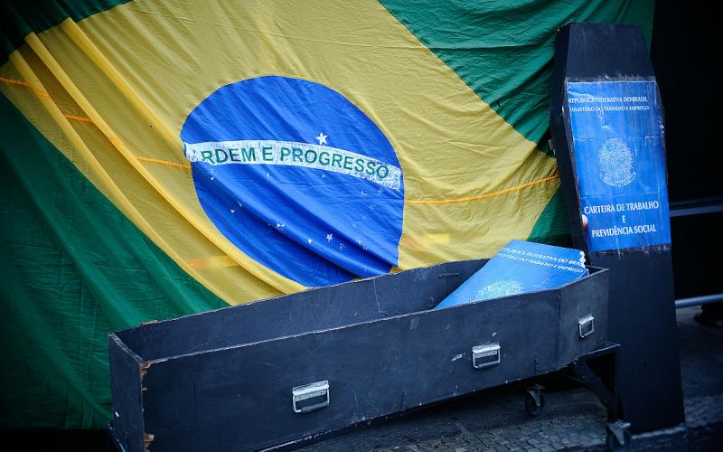 "Medida para liberdade econômica (está) ferindo a Constituição abertamente e tornando todos os direitos fundamentais descartáveis”. avalia desembargador Jorge Luiz Souto Maior Foto: Tomaz Silva/EBC