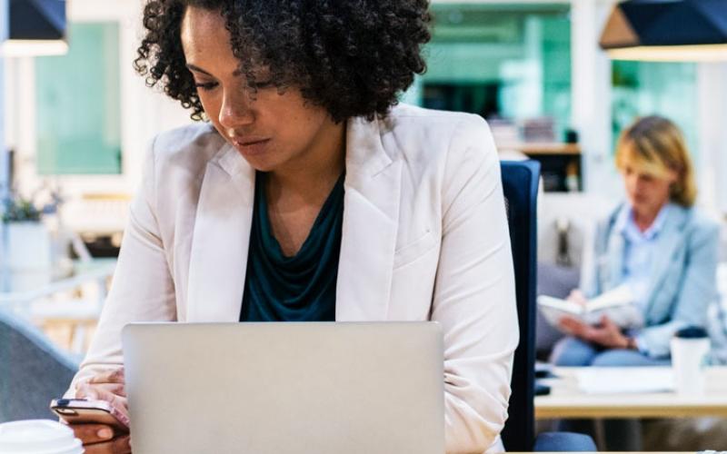 A discriminação da mulher negra no mercado de trabalho e as