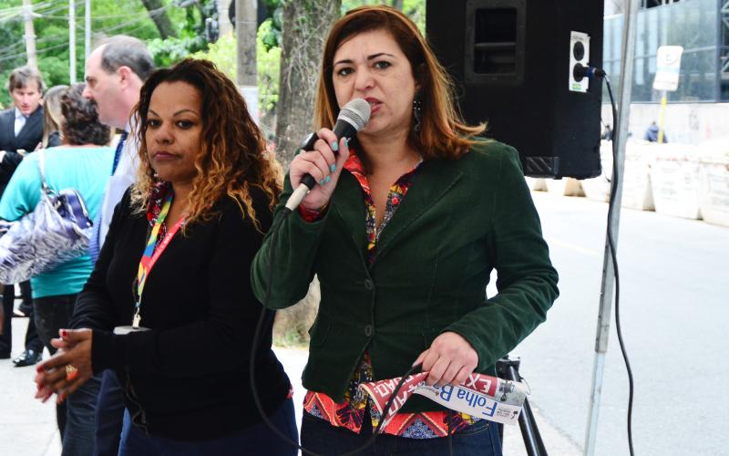 Sandra Regina e Neiva Ribeiro: Sindicato na defesa dos empregos e direitos dos bancários Foto: Jailton Garcia / Seeb-SP
