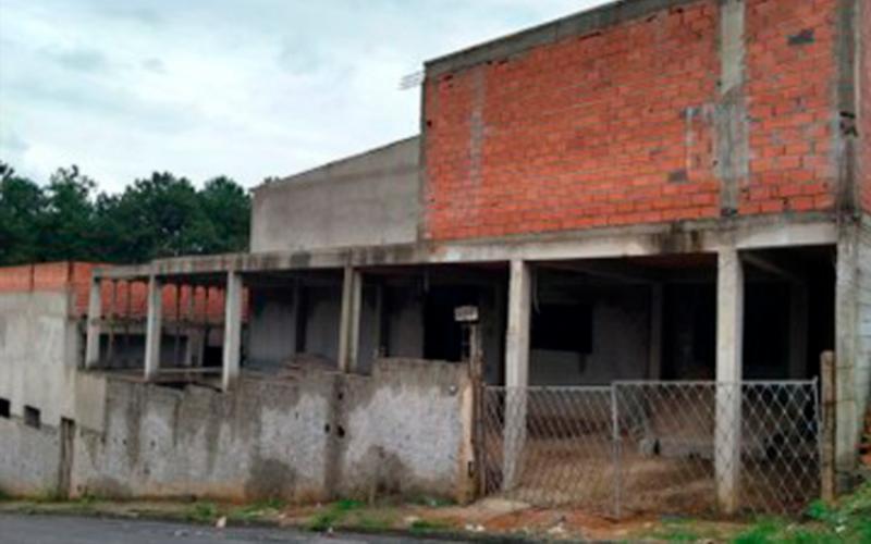 Prédio inacabado da creche onde a gestão Doria matriculou 200 crianças para o ano letivo de 2018 Foto: RBA