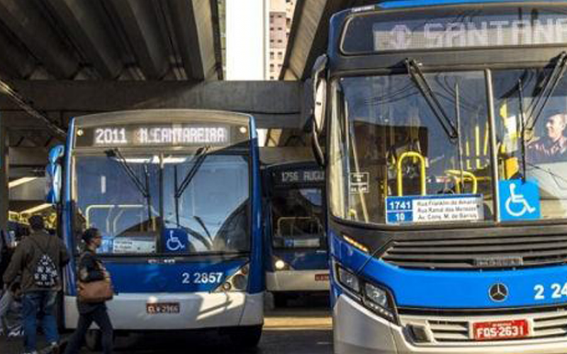 Com a decisão, as tarifas voltam de R$ 4,30 para R$ 4, na passagem simples, e de R$ 7,21 para R$ 6,96, na integração Foto: ALF RIBEIRO/FOLHAPRESS