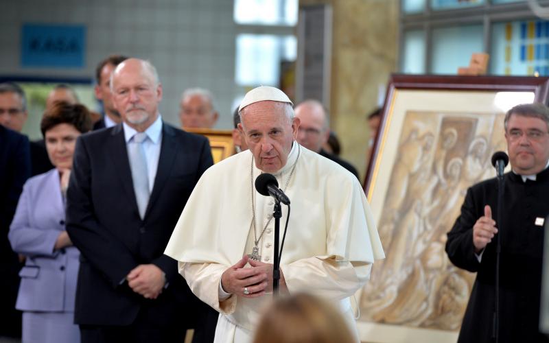 Segundo o Papa, não se pode "confiar nas forças cegas e na mão invisível do mercado" Foto: Mazur / catholicnews.org.uk
