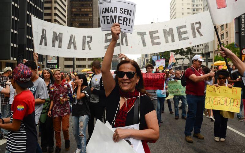 Última edição da Parada teve protestos contra o governo Temer Foto: Rovena Rosa / Agência Brasil