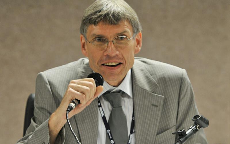 O diretor da OIT, Peter Poschen, criticou reforma trabalhista de Temer Foto: International Institute for Sustainable Development