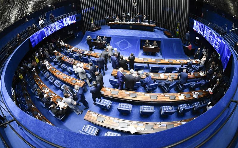 Senado recuou a pedido da bancada do PT, assessorada pela CUT Foto: Marcos Oliveira/Agência Senado