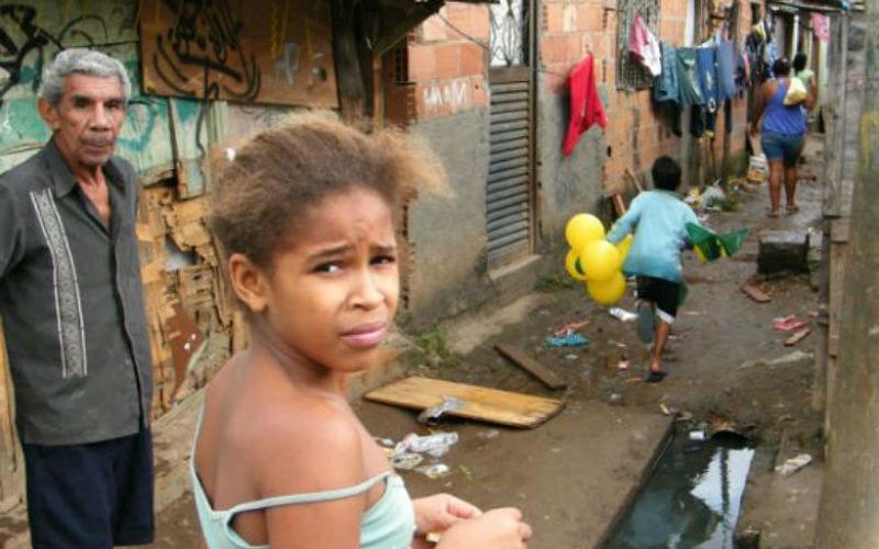 Dos 13 milhões que vivem na extrema pobreza atualmente, quase metade entrou nessa condição nos últimos dois anos Foto: Vladimir Platonow/Agência Brasil