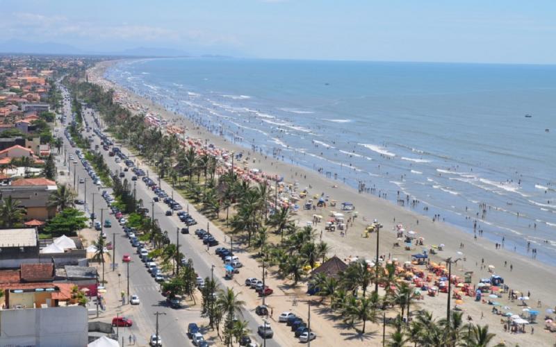 Temor é que o óleo, se chegar ao litoral paulista, faça os mesmos estragos que está fazendo no Nordeste Foto: PREFEITURA DE PERUÍBE