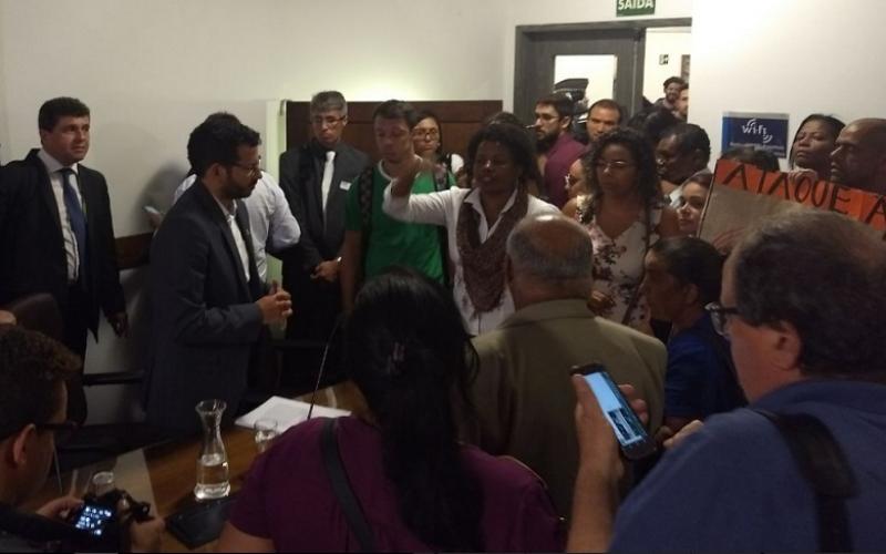Servidores pressionaram o relator da matéria na CCJ, Caio Miranda, para que reduzisse a celeridade de tramitação do PL Foto: RBA