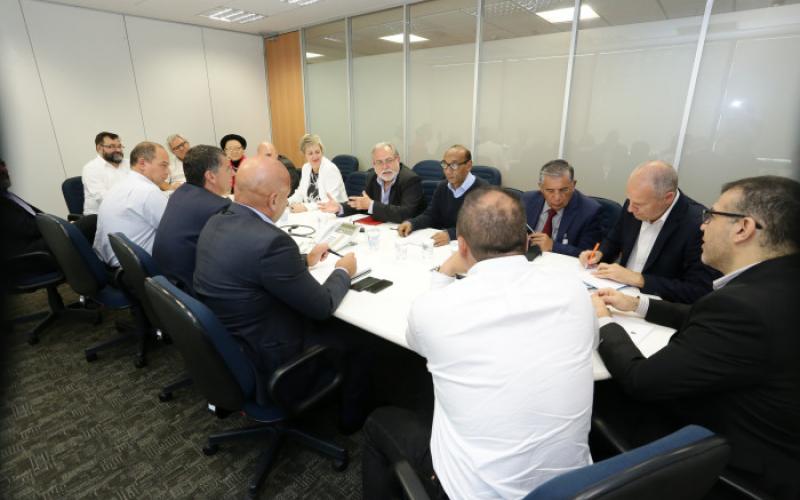 Bancários questionaram terceirização, demissão em massa e fechamento de agências Foto: Jailton Garcia / Contraf-CUT