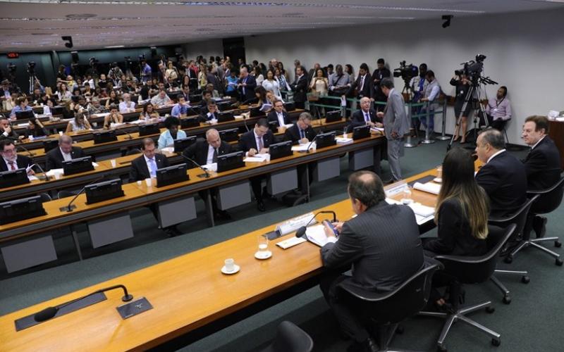 Leitura do relatório na comissão da reforma da Previdência na Câmara dos Deputados ficou para quarta 19 Foto: Lucio Bernardo Jr. / Câmara dos Deputados