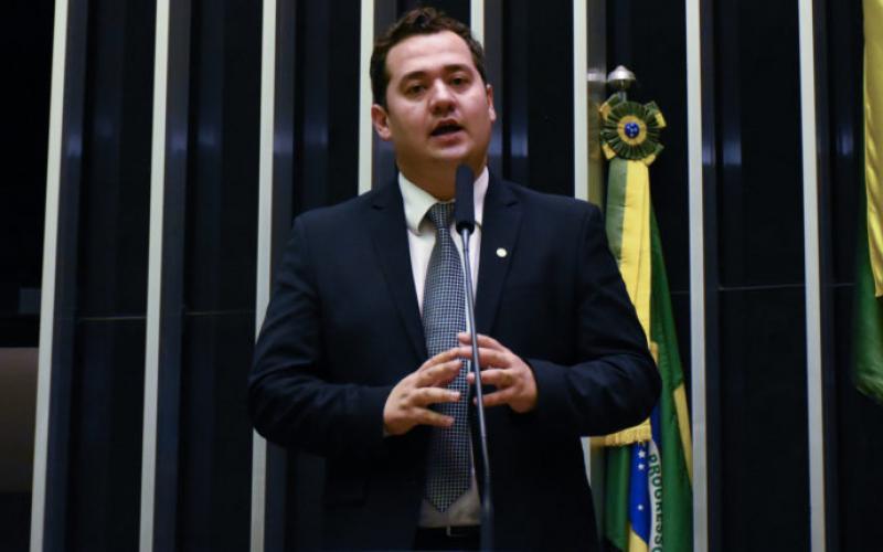Deputado federal Ricardo Silva (PSB/SP) quer que bancários sejam incluídos como prioritários no Plano Nacional de Vacinação contra Covid-19 Foto: Dinho Souto/Lid. PSB na Câmara