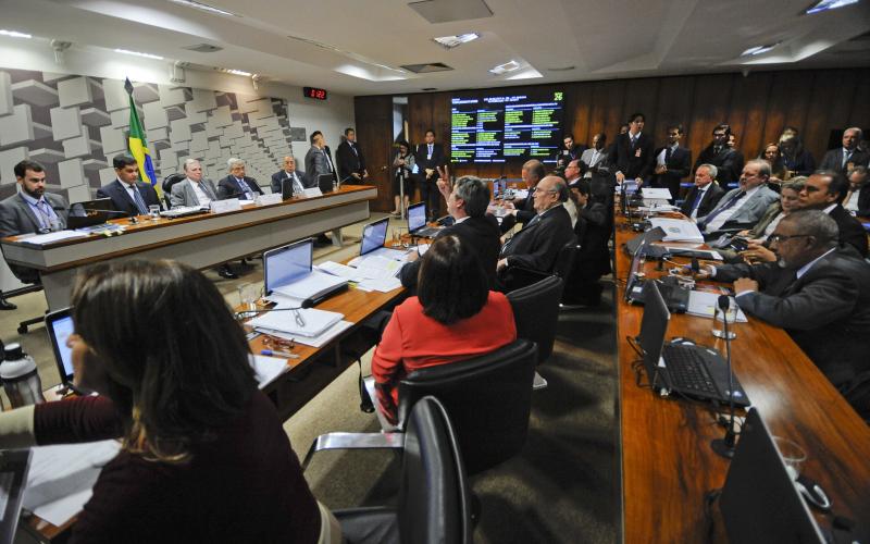 Comissão de Assuntos Econômicos também rejeitou destaques e emendas Foto: Marcos Oliveira / Agência Senado