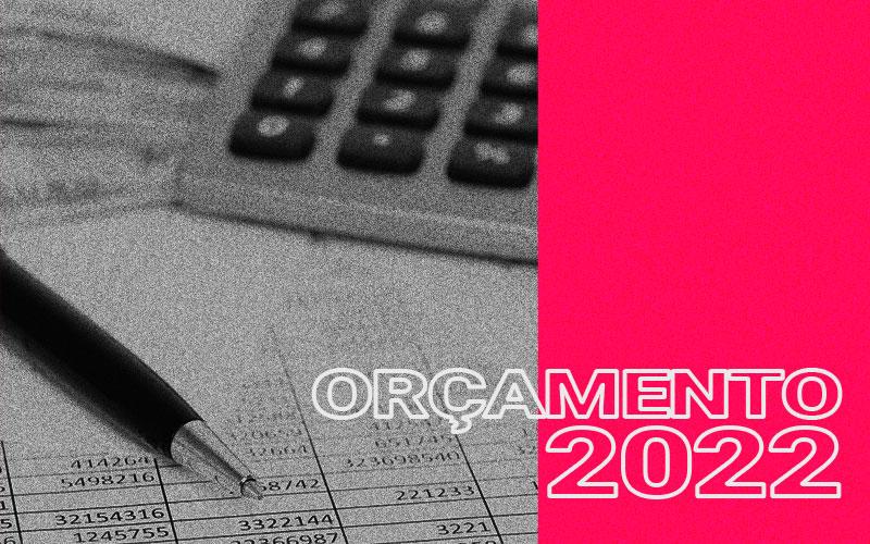 Imagem: freepik Imagem de uma calculadora.