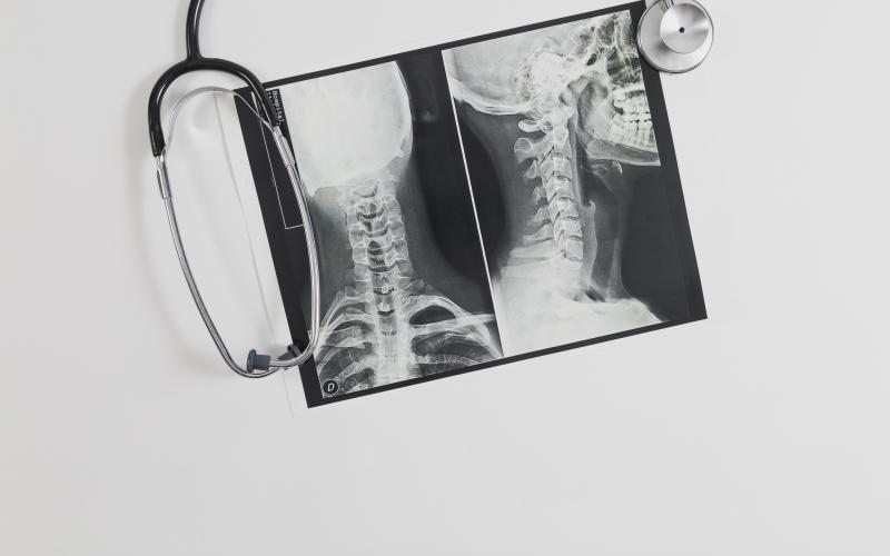 Decisão abrange radioimagem, anestesia e terapia intensiva Arte: <a href="http://www.freepik.com"target=_blank">Freepik</a>