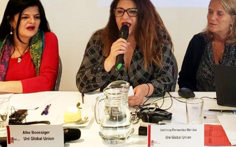 Vice-presidente da UNI Mulheres, Neiva Ribeiro, entre Elaine Cutis, da Contraf-CUT (à esquerda) e Veronica Melendez (UNI Equal Oportunities)