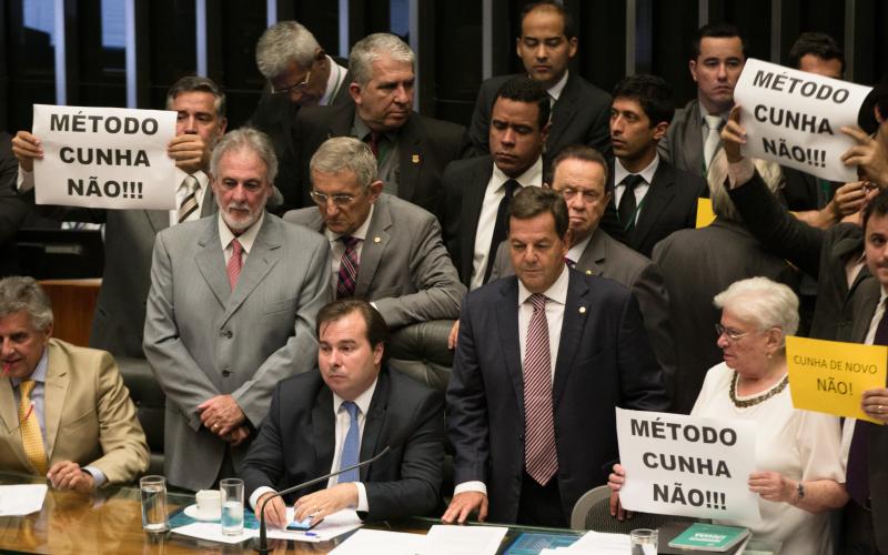 Manobra da base aliada de Temer é rechaçada por todos os lados Foto: Lula Marques / AGPT