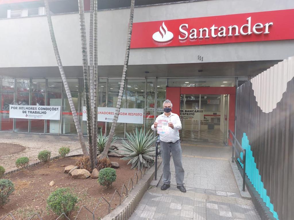 Protesto do Sindicato contra a reestruturação promovida pelo Santander
