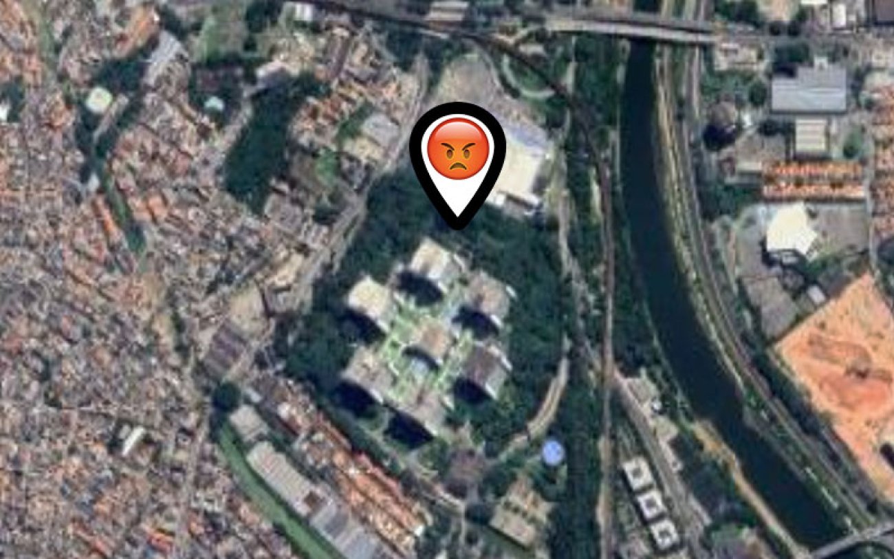 Foto: Google Maps, com edição de Spbancarios Mapa, com emoji de raiva no local do Cenesp