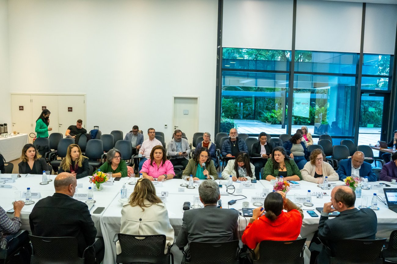 Mesa de “Negociação Nacional Bancária sobre Diversidade, Inclusão e Pertencimento” Imagem mostra mesa de “Negociação Nacional Bancária sobre Diversidade, Inclusão e Pertencimento”