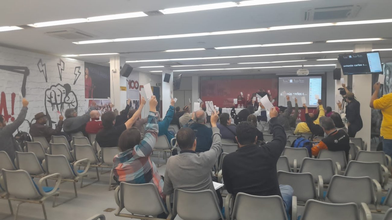 Imagem mostra auditório durante o 41º Congresso Estadual dos empregados da Caixa