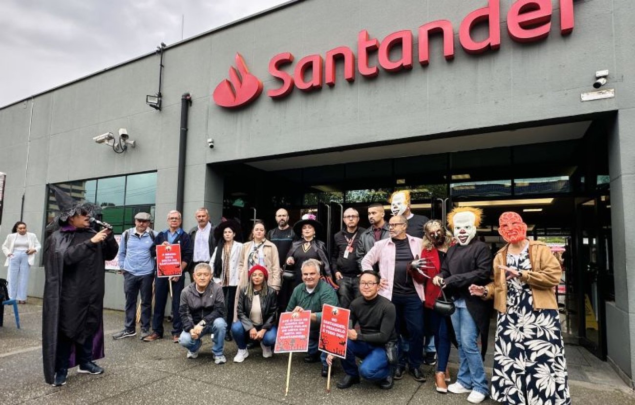 Foto: Seeb-SP Protesto no Radar Santander