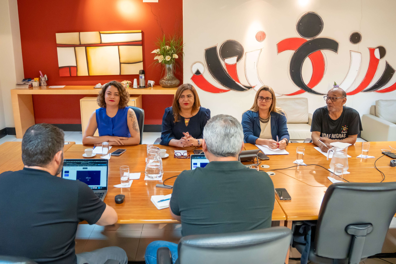 Reunião entre Sindicato e Nubank (Foto: Seeb-SP)