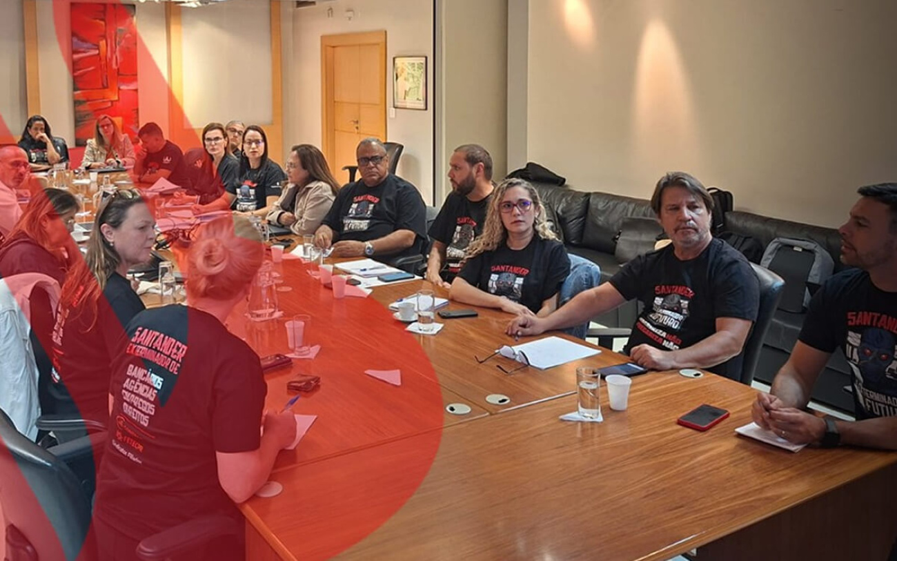 Foto da mesa de negociação entre Sindicato e Santander