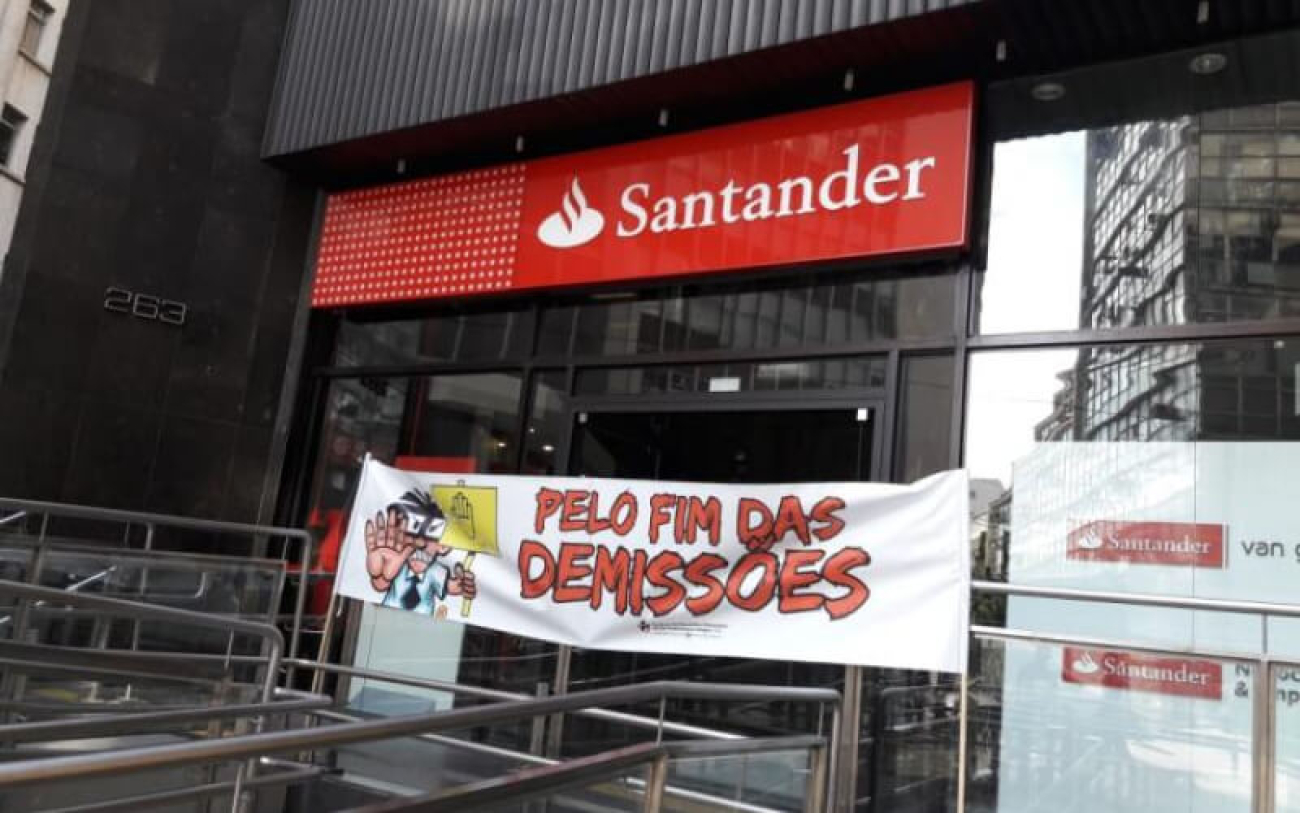 Lucro de R$ 15 bi no Santander contrasta com cortes, sobrecarga e retirada de direitos